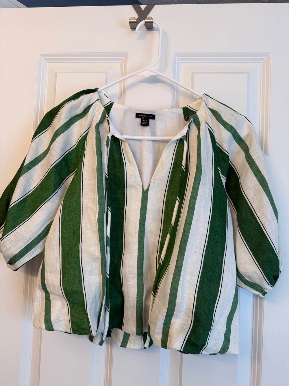 Ann Taylor Green & White Striped V‑Neck Peasant Top